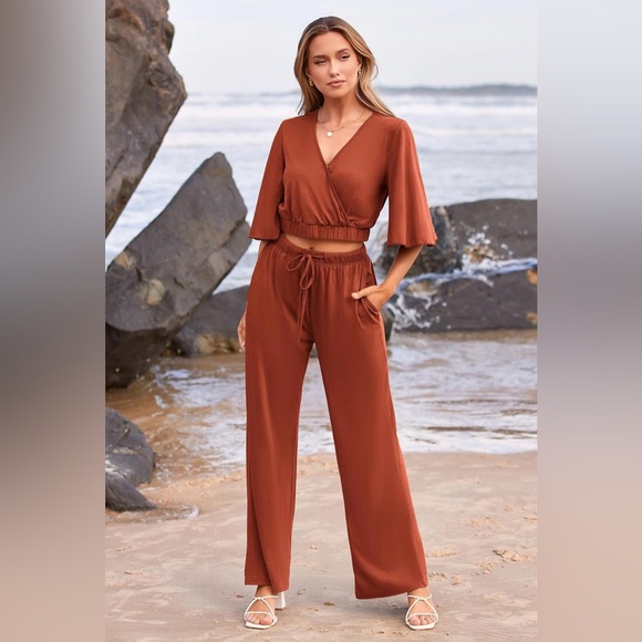 PRETTYGARDEN 2 Pc Outfit Short Sleeve Wrap V Neck Crop Tops Wide Leg Pants Set - Picture 2 of 12